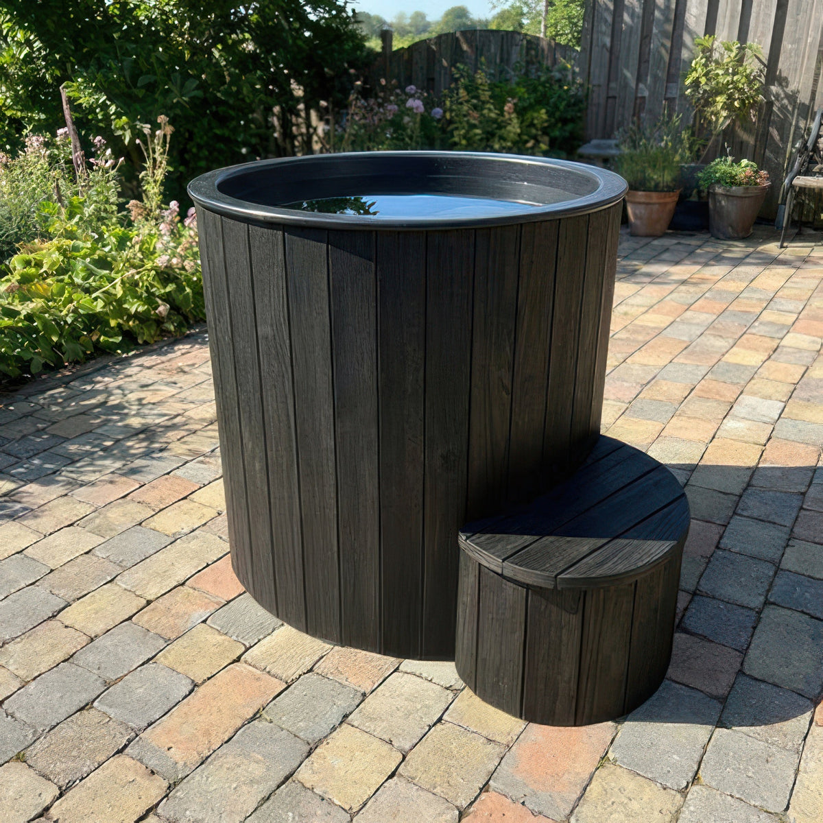 SaunaLife Model S1B 1-Person Cold/Hot Immersion Tub, Black — view 3