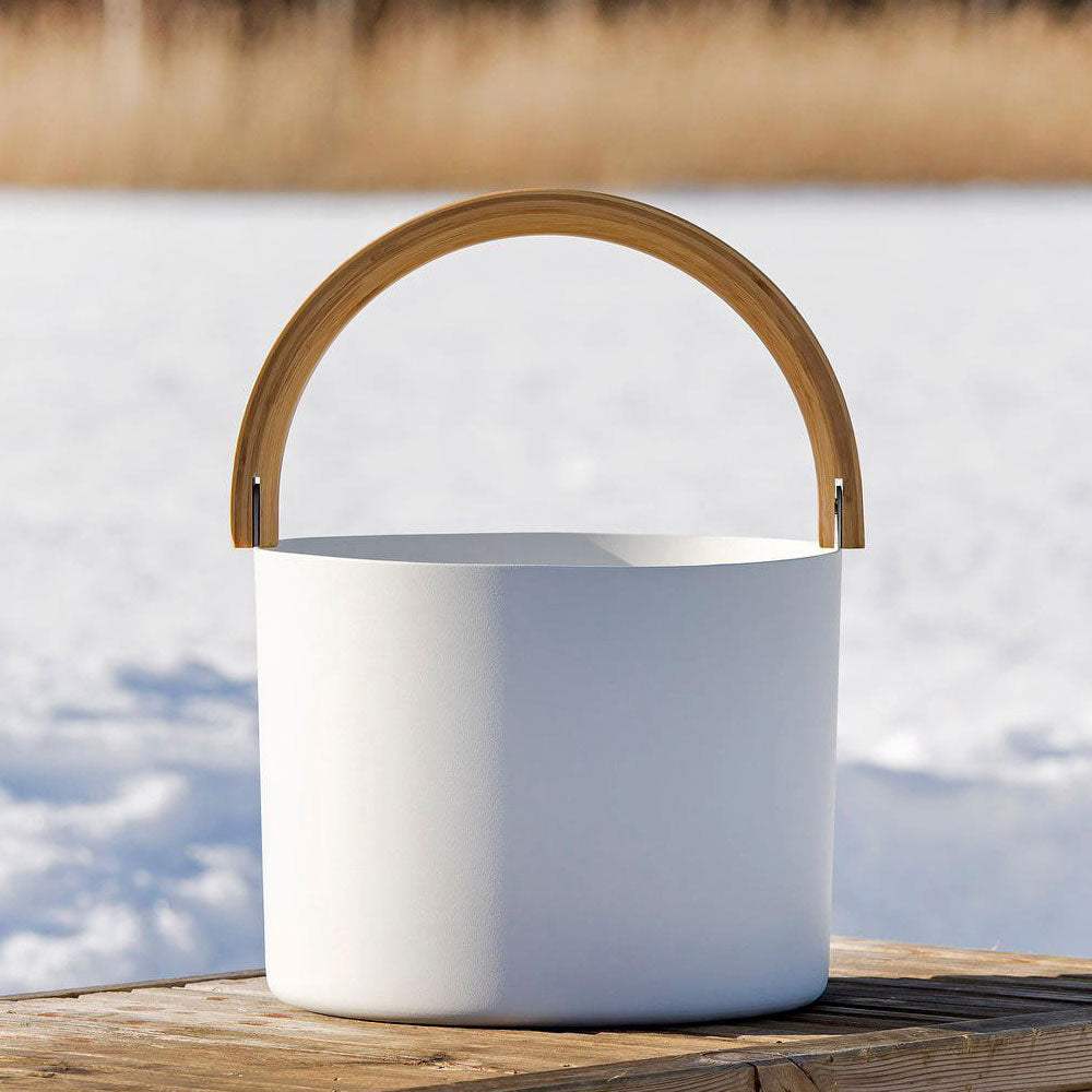 KOLO Bucket 2 - Sauna Bucket with curved Handle, Bamboo/Aluminum, 1.5Gal — view 4